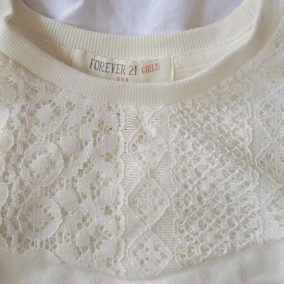 Cream sweatshirt with lace detail - Picture 3 of 4